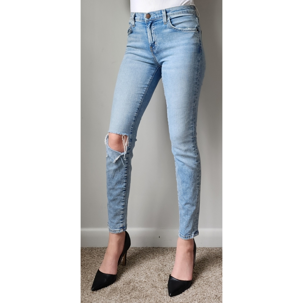 CURRENT/ELLIOTT The Highwaist Stiletto in Seville Knee Slit Destroy
